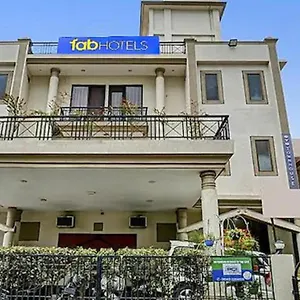 https://oyo-3071-hotel-kamesh-hut.hotels-varanasi.com