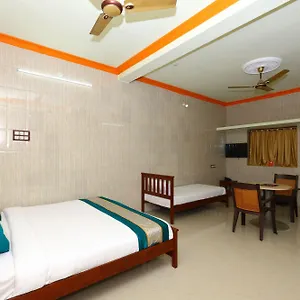 https://oyo-9992-panoramic-sea-resort.kerala-hotels.net